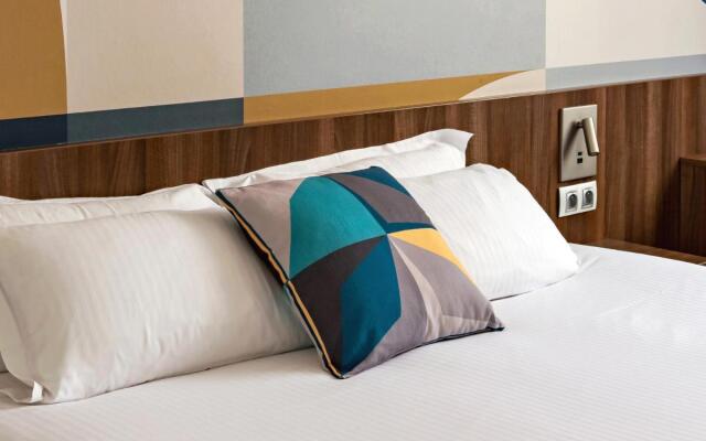 Holiday Inn Marseille Airport by IHG