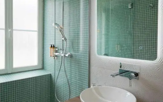 Отель Litteraire Arthur Rimbaud, BW Signature Collection