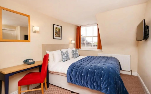 Rodney Hotel
