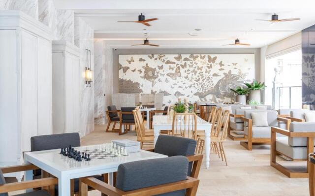 SILQ Hotel And Residence