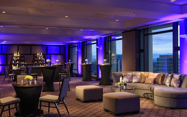 Renaissance Seattle Hotel