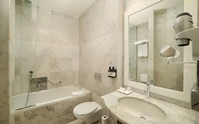 NH Venezia Santa Lucia Hotel