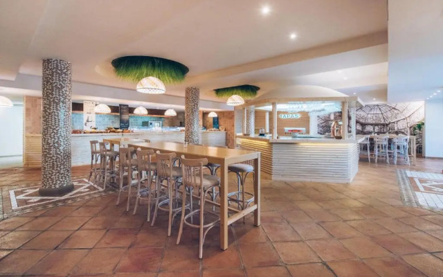 Iberostar Waves Playa Gaviotas -All Inclusive
