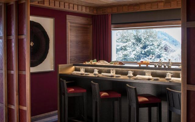 Отель Four Seasons Hotel Megeve