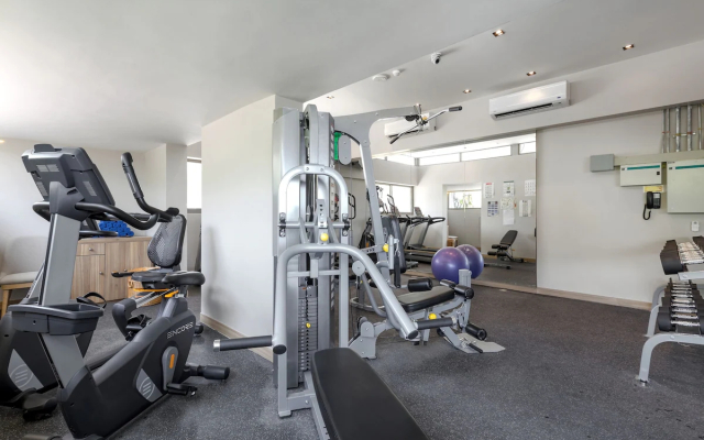 Journeyhub Phuket Patong Hotel