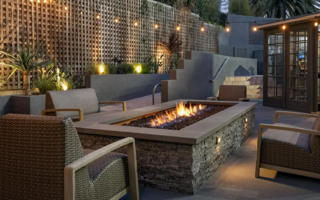 Courtyard by Marriott Los Angeles Century City/Beverly Hills