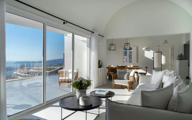 Vedema, a Luxury Collection Resort, Santorini