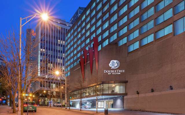 DoubleTree by Hilton Hotel Nashville Downtown