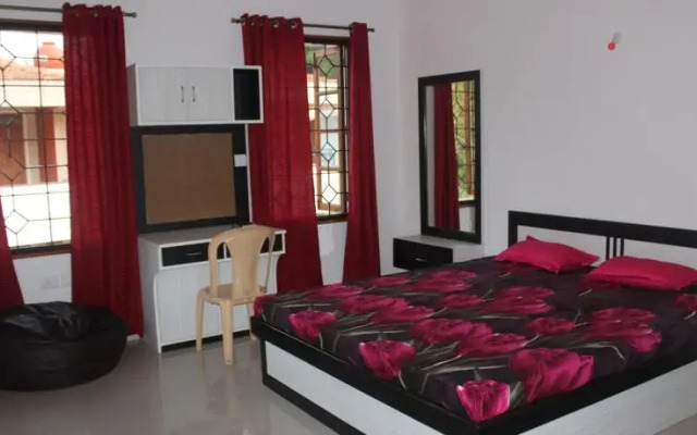 Flory's Nest Holiday Home