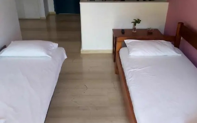 Filoxenia Hotel & Apartments