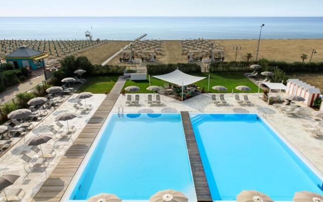 Adriatic Palace Hotel