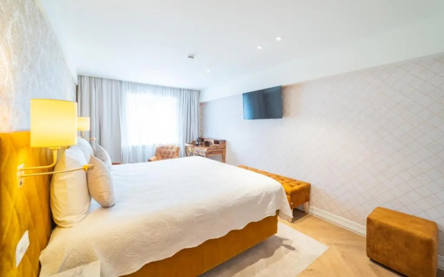 Grand Hotel Normandy by CW Hotel Collection