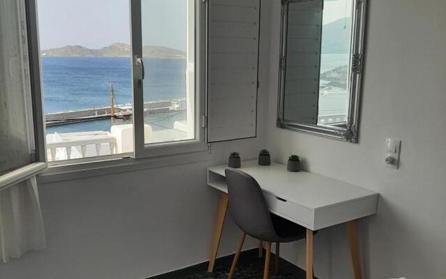 Flora Rooms & Apartments