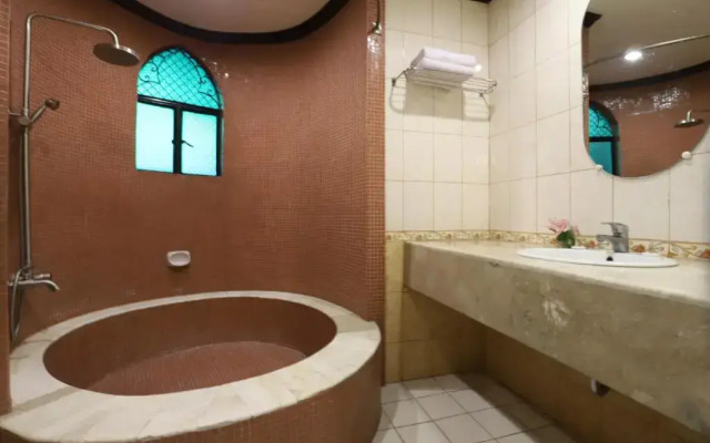 New Camelot Hotel