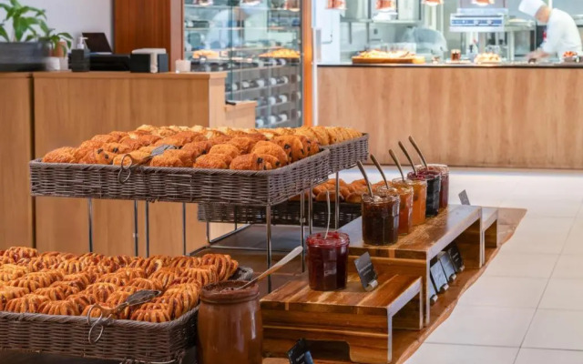 Crowne Plaza Paris Republique by IHG