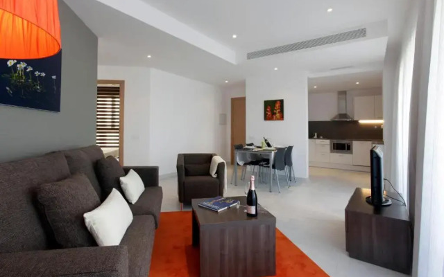 Fisa Rentals Les Corts Apartments