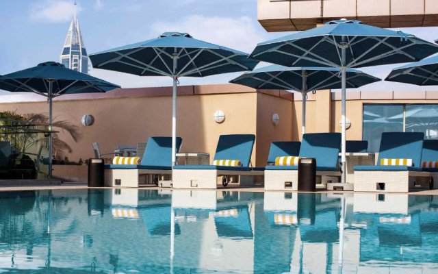 Pullman Dubai Jumeirah Lakes Towers - Hotel & Residence