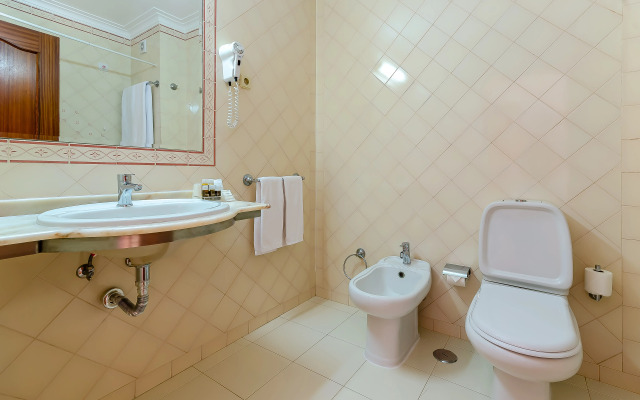 TURIM Estrela do Vau Hotel