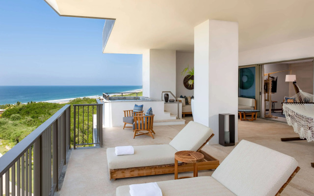 Отель Conrad Punta de Mita 