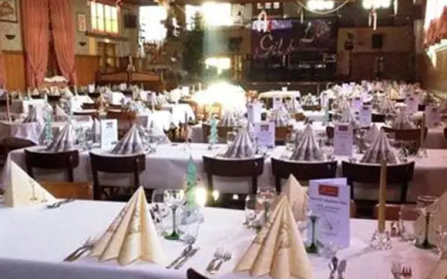 Hôtel-Restaurant La Crémaillère