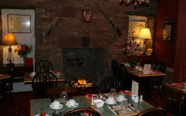 Averon House