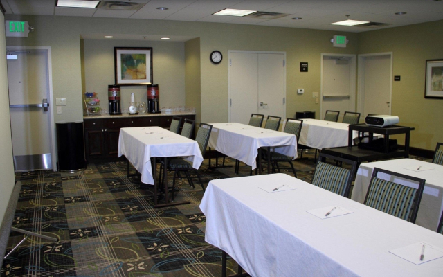 Hampton Inn & Suites Manteca