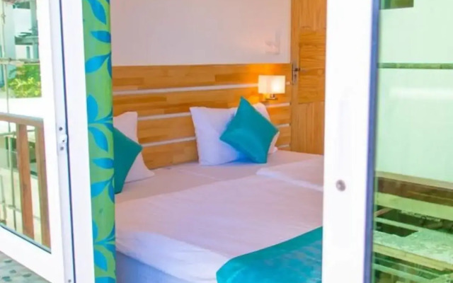 Kokaa Maafushi Hotel
