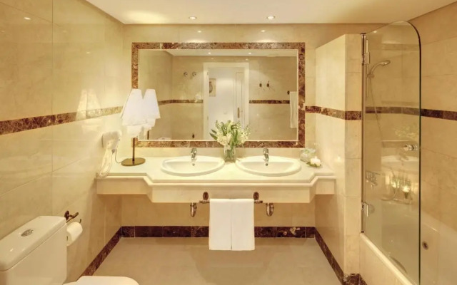 Vasari Resort
