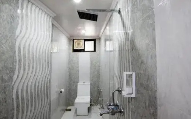 Hotel Samrat International