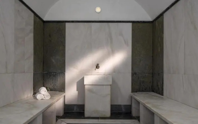 Kontokali Bay Resort & Spa