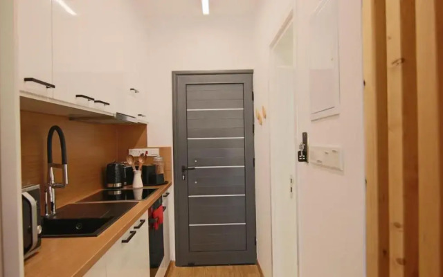Phaedrus Living: Seaside Luxury Flat Athina 109