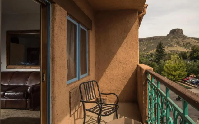 Table Mountain Inn