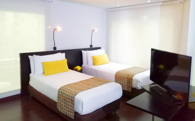 Richmond Suites Hotel