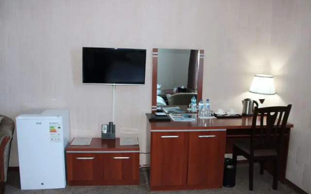 Zarafshan Grand Hotel