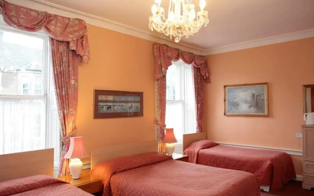 Averon House
