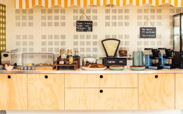 DEMAIN Hôtel & Conciergerie