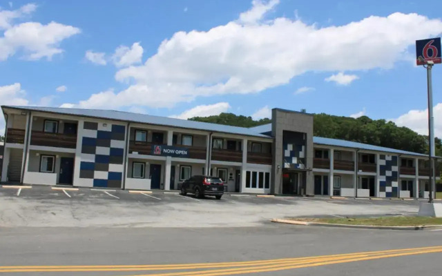 Studio 6 Suites Chattanooga, TN - Lookout Mtn.