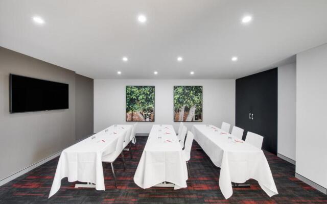 Mercure Sydney Blacktown