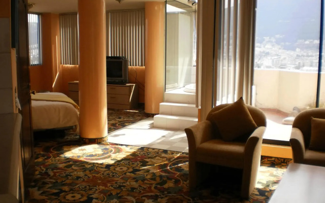 Stanford Suites Hotel