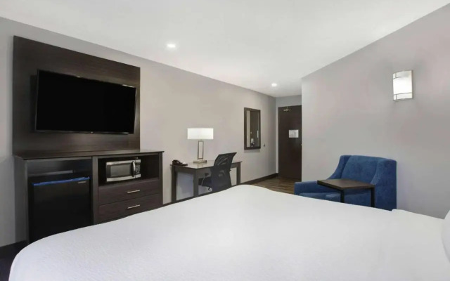 Days Inn by Wyndham Barrie