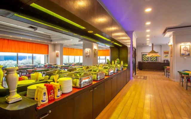 Phoenicia Express Hotel