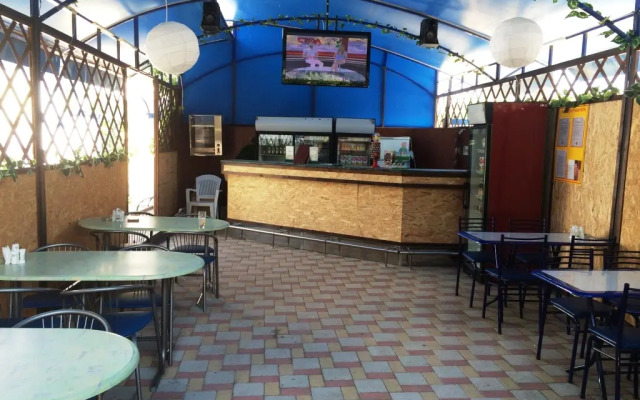 Отель Солнечный