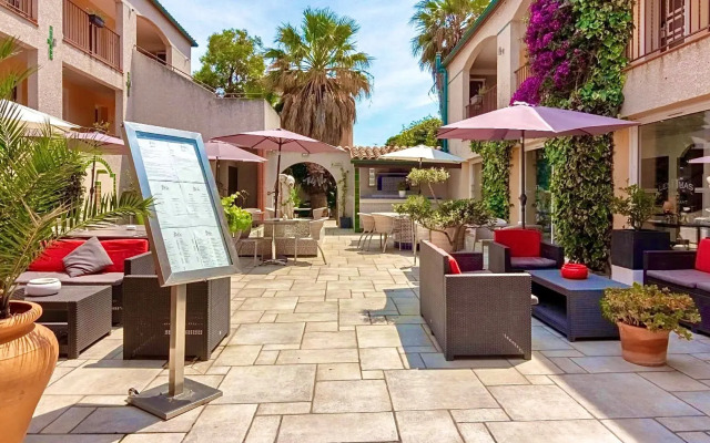 Logis Hotel Restaurant Les II Mas