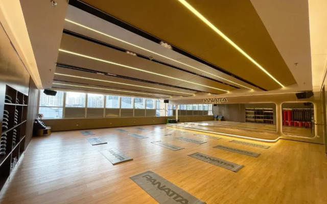 Crowne Plaza Shenzhen Futian by IHG Hotel