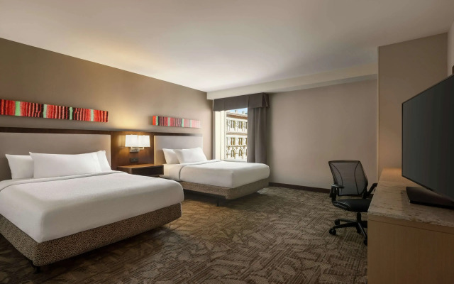 Hilton Garden Inn San Antonio Downtown Riverwalk