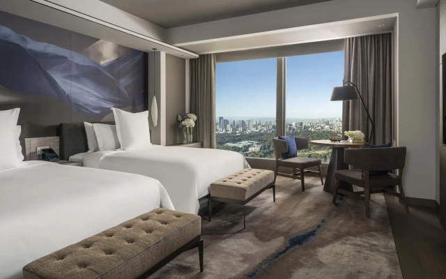 Deluxe Twin room with Imperial Garden view (트윈 침대 2개) 사진 1
