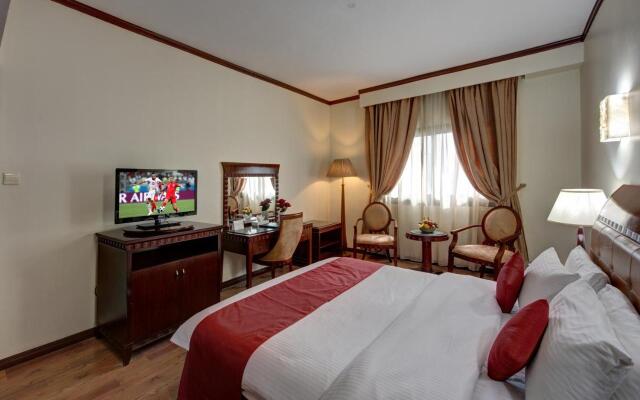 Sharjah Royal Tulip Hotel apartment