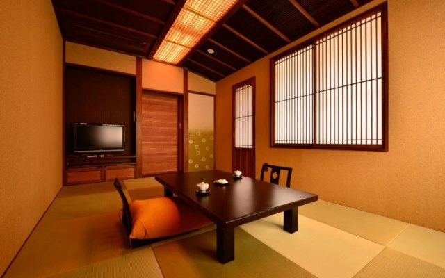Shitashimi no ma Kasuragi Yamabuki with Private Hot Spring (Futon Bed) room 사진 1