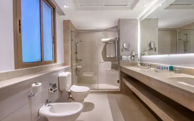 Chalet in Little Venice Golf Resort