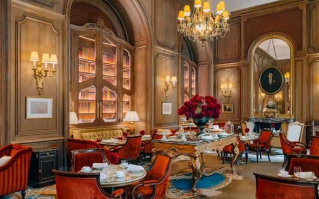 Отель Ritz Paris